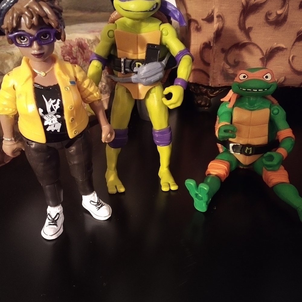 Action Figure Set - Picture 4 of 7